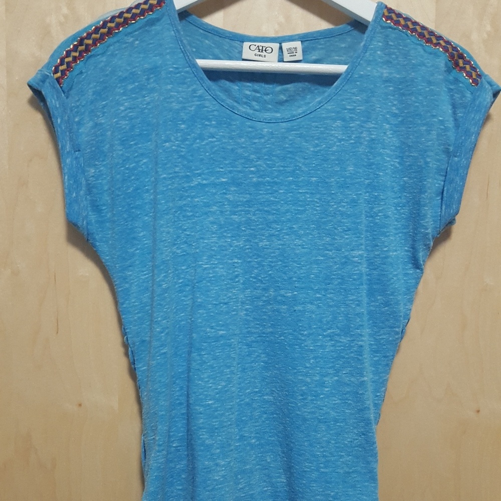 Cato Shirt with detailed back